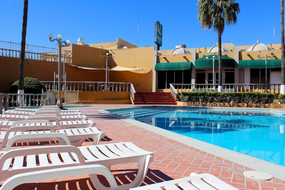 Quality Inn Piedras Negras Dış mekan fotoğraf