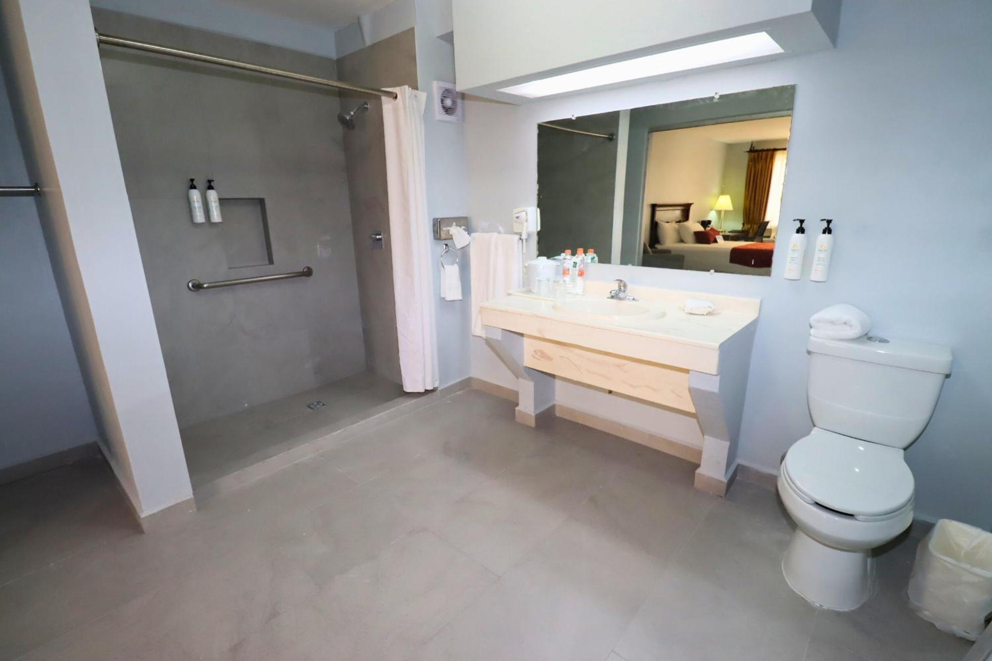 Quality Inn Piedras Negras Dış mekan fotoğraf