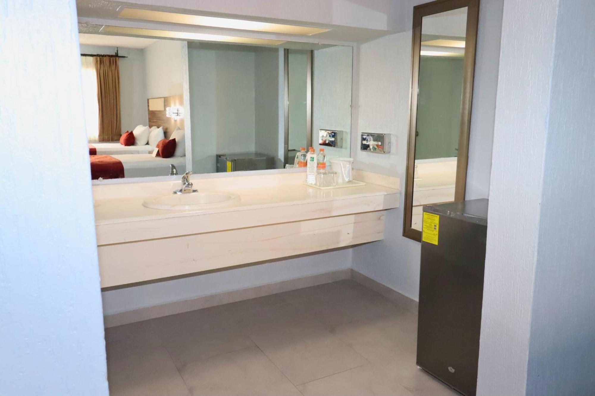 Quality Inn Piedras Negras Dış mekan fotoğraf