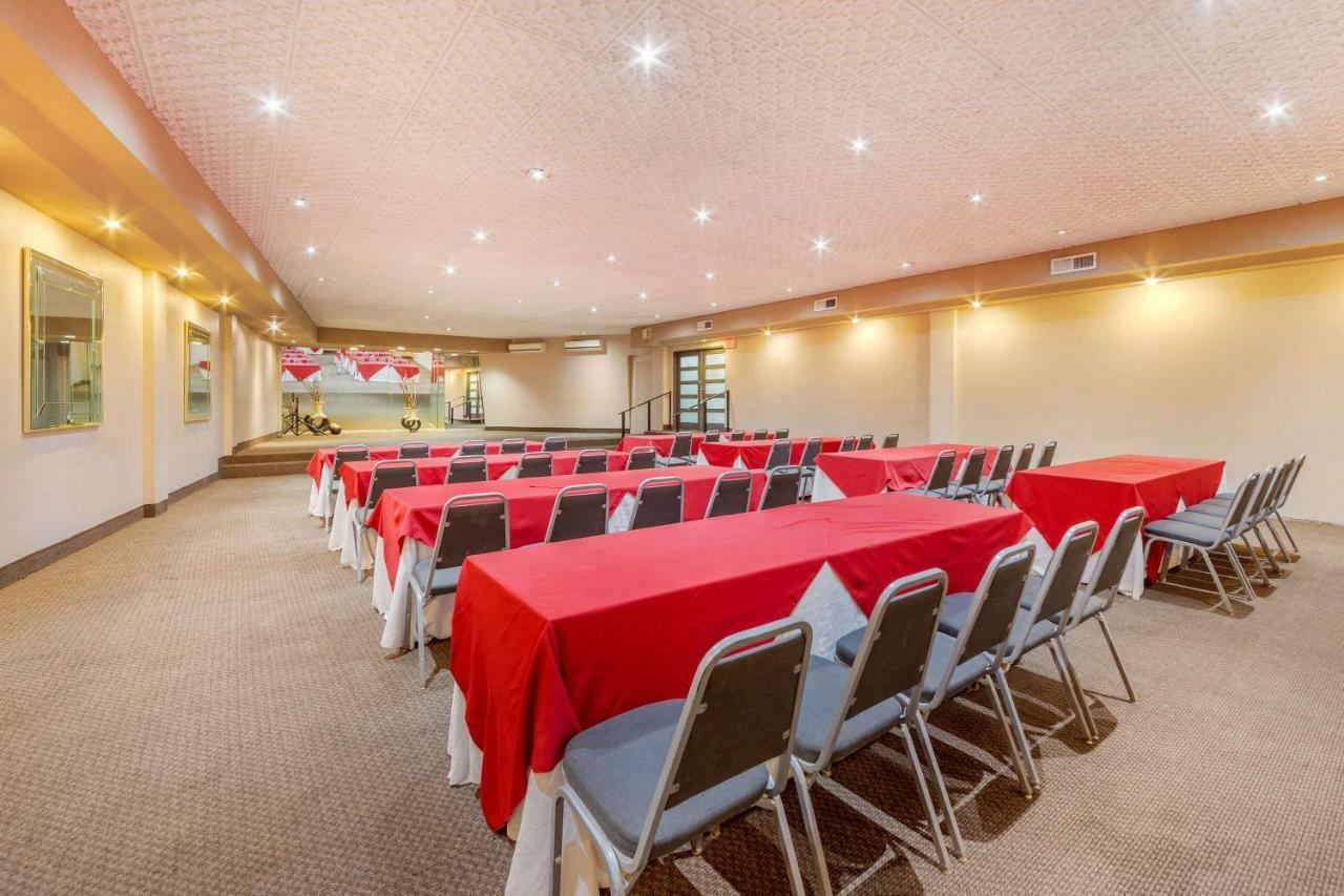 Quality Inn Piedras Negras Dış mekan fotoğraf